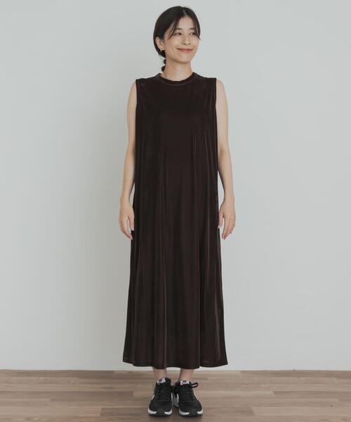 URBAN RESEARCH DOORS（アーバンリサーチドアーズ）の「シアーベロアワンピース（ワンピース・レディース・ブラウン/ブラック・MEDIUM）」の15枚目の写真