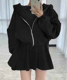 ショート丈 ジップアップパーカー