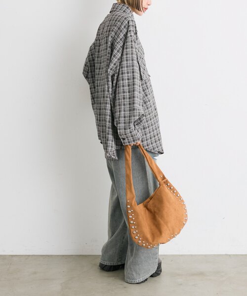 w closet(ダブルクローゼット)の「BIGポケットチェックシャツ(シャツ/ブラウス・レディース・ブラック/ネイビー/レッド・FREE)」の13枚目の写真