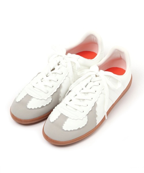 niko and...(ニコアンド)の「カットデザインジャーマントレーナー(スニーカー・メンズ・ホワイト/ブラック・MEDIUM/LARGE)」の11枚目の写真