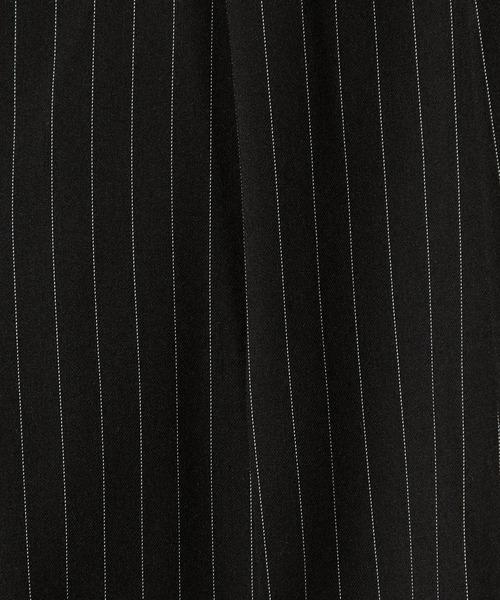 info. BEAUTY&YOUTH(インフォビューティアンドユース)の「【マルチサイズ】ルーズ タック テーラード パンツ(スラックス・メンズ・ブラック×ホワイト/チャコールグレー/ブラック/ネイビー×ホワイト/グレー系その他2/ネイビー・マルチサイズ)」の19枚目の写真