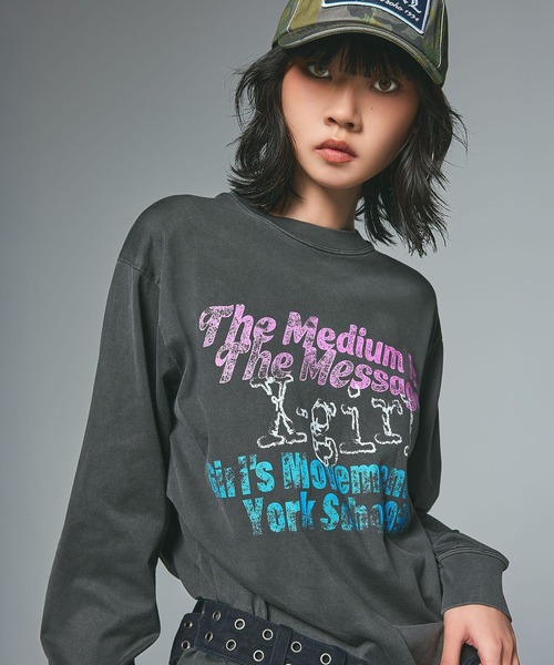 X-girl(エックスガール)の「GRUNGE LOGO FADED L/S TEE(Tシャツ/カットソー・レディース・ブラック/オリーブ・S/M/L/XL)」の2枚目の写真