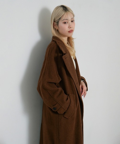 Ray BEAMS（レイビームス）の「スタンドカラー ダブル コート（ステンカラーコート・レディース・シルバー/ダークブラウン/ブラック/ホワイト系その他6・1/0）」の10枚目の写真