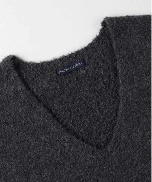 Right-on（ライトオン）の「【HONEYSUCKLE ROSE】ブークレニットベスト（ニット/セーター・レディース・ダークグレー/キナリ/ライトグレー・S/M/L）」の5枚目の写真