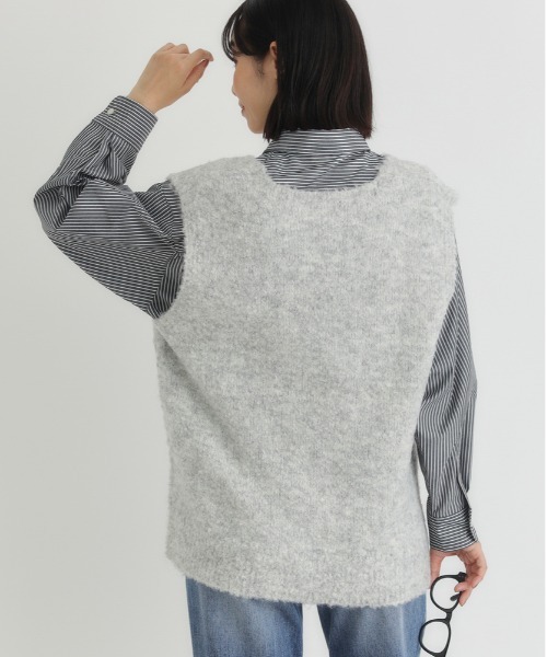 Right-on（ライトオン）の「【HONEYSUCKLE ROSE】ブークレニットベスト（ニット/セーター・レディース・ダークグレー/キナリ/ライトグレー・S/M/L）」の16枚目の写真