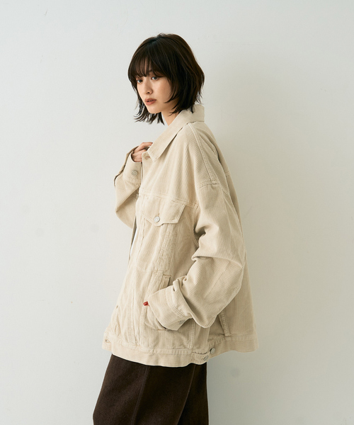 AGOLDE（エーゴールドイー）の「【AGOLDE/エーゴールドイー】REWORKED　WAYNE JACKET リワークド・ウェインデニムジャケット/ライスグラス（デニムジャケット・レディース・アイボリー・フリー）」の7枚目の写真
