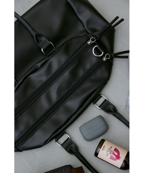 un/neu（アンノイ）の「ダブルジップラウンドボストン / 11inch（タブレット、iPad）対応（ボストンバッグ・レディース・ブラウン/ベージュ/ブラック・FREE）」の17枚目の写真