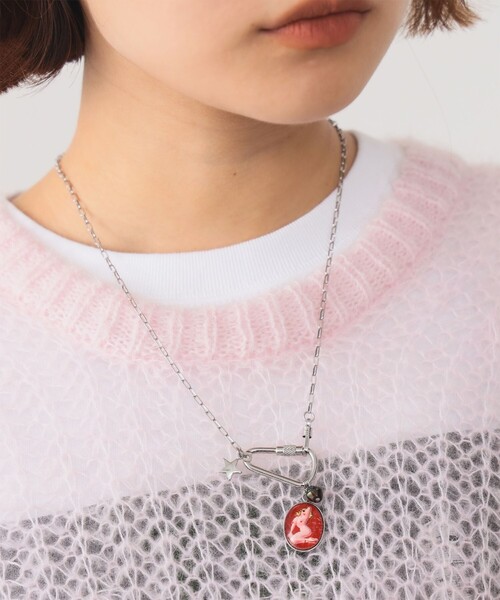 Ray BEAMS(レイビームス)の「カラビナ トップ ネックレス(ネックレス・レディース・シルバー/ゴールド・ONE SIZE)」の3枚目の写真