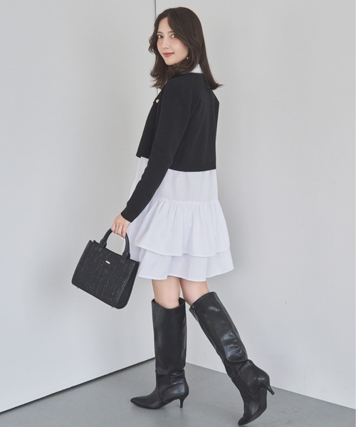 SWINGLE（スウィングル）の「パールボタンクルーネックニットカーディガン（カーディガン/ボレロ・レディース・オフホワイト/レッド/ブラック/ライトグレー・FREE）」の20枚目の写真