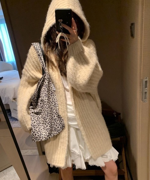 フード付オーバーサイズニットカーディガン／モカ・ベージュ