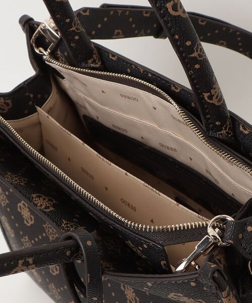 Guess（ゲス）の「SILIA 2 Compartment Tote トートバッグ（トートバッグ・レディース・ライトブラウン/ホワイト・ONE SIZE）」の20枚目の写真
