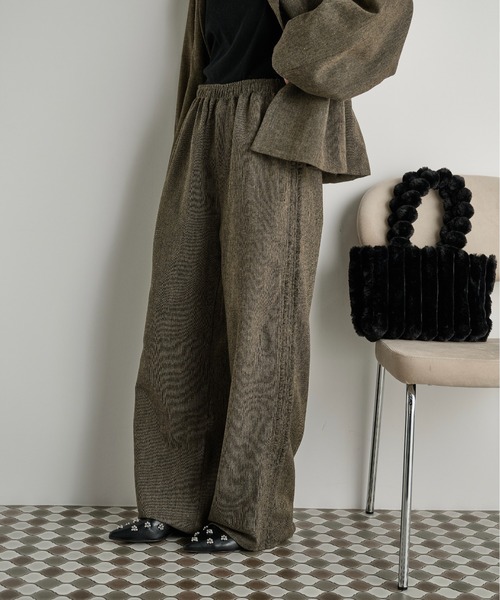 THE YOn(ザヨン)の「フリルラインツイードパンツ(その他パンツ・レディース・グレー/ブラウン・FREE)」の18枚目の写真