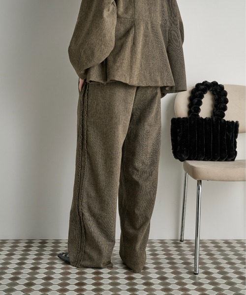 THE YOn(ザヨン)の「フリルラインツイードパンツ(その他パンツ・レディース・グレー/ブラウン・FREE)」の21枚目の写真