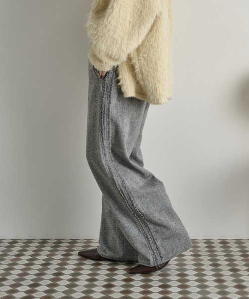 THE YOn(ザヨン)の「フリルラインツイードパンツ(その他パンツ・レディース・グレー/ブラウン・FREE)」の5枚目の写真