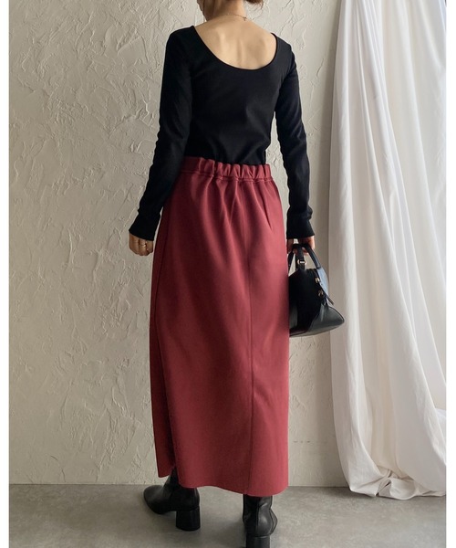 She's Closet（シーズクローゼット）の「長袖ボートネックカップ付きバックオープンカットソーリブトップス（Tシャツ/カットソー・レディース・チャコール/ブラウン/ブラック/アイボリー・FREE）」の21枚目の写真