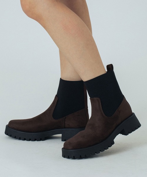 ROSE BUD（ローズバッド）の「STRETCH CHELSEA BOOTS（ブーツ・レディース・ブラック/ブラウン・38/37/36）」の2枚目の写真