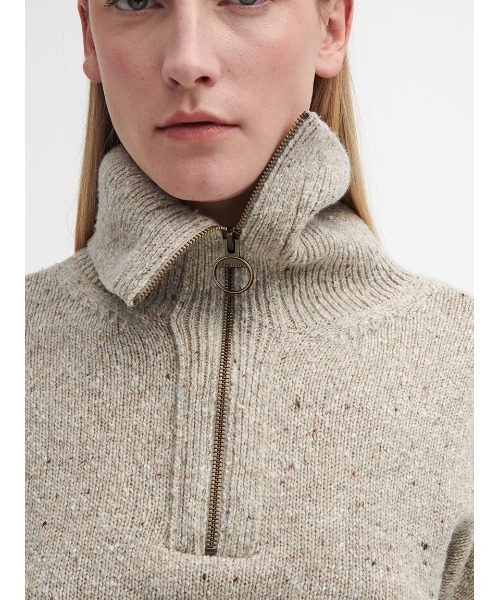 Barbour（バブアー）の「Lavensdale ハーフジップ ニット（ニット/セーター・レディース・ブラウン/レッド/ライトベージュ・6/8）」の8枚目の写真