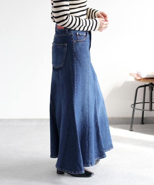 cepo（セポ）の「【美脚＆細見えシルエット♪】マーメイドデニムスカート（デニムスカート・レディース・ブルー系1/ワンウォッシュ/ブルー系2・S/M/L）」の7枚目の写真