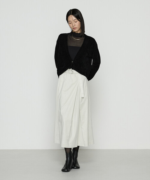 Gabardine K.T（ギャバジンケーティー）の「ポリスエード ラップ風スカート（スカート・レディース・キナリ/カーキ/ブラック・9号/7号）」の7枚目の写真