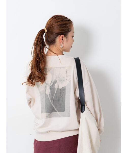 Lugnoncure(ルノンキュール)の「フラワープリントスウェットプルオーバー(その他トップス・レディース・グレー/パープル/ベージュ・F)」の15枚目の写真