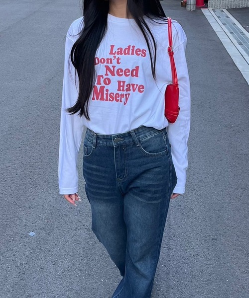 etta(エタ)の「英字プリントロンT/長袖Tシャツ(Tシャツ/カットソー・レディース・ホワイト・MEDIUM/LARGE/SMALL)」の3枚目の写真