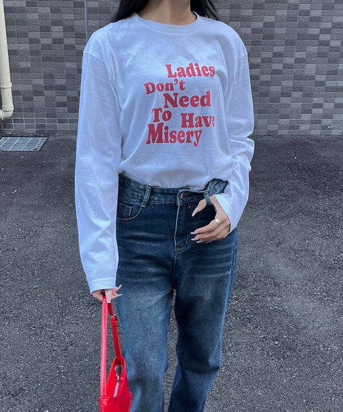 etta(エタ)の「英字プリントロンT/長袖Tシャツ(Tシャツ/カットソー・レディース・ホワイト・MEDIUM/LARGE/SMALL)」の4枚目の写真