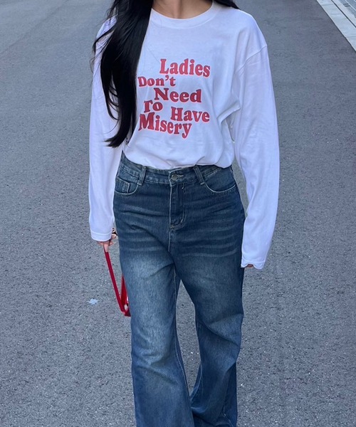 etta(エタ)の「英字プリントロンT/長袖Tシャツ(Tシャツ/カットソー・レディース・ホワイト・MEDIUM/LARGE/SMALL)」の5枚目の写真