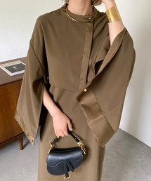 ショートライニングサテン2wayブラウス