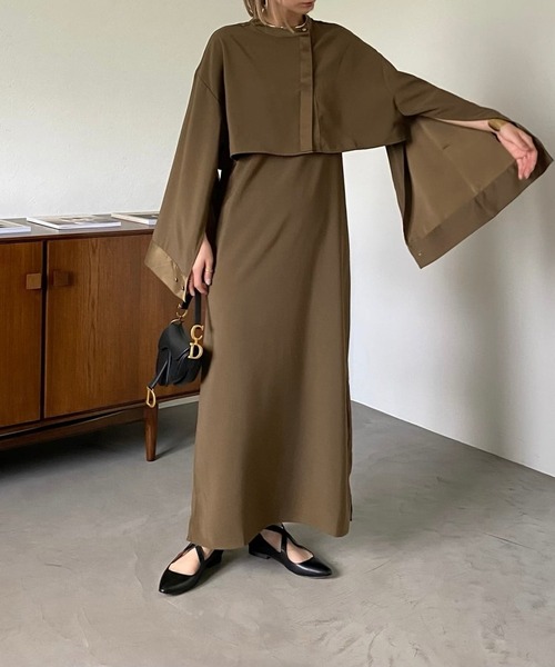 CFT.（シフト）の「ショートライニングサテン2wayブラウス（シャツ/ブラウス・レディース・グレイッシュベージュ・M）」の7枚目の写真