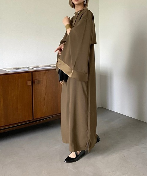 CFT.（シフト）の「ショートライニングサテン2wayブラウス（シャツ/ブラウス・レディース・グレイッシュベージュ・M）」の9枚目の写真