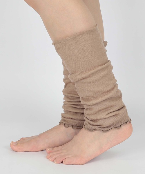NAIGAI(ナイガイ)の「NAIGAI COMFORT ふんわりガーゼ 肌側シルク 2重編み レッグウォーマー 93072330(レッグウォーマー・レディース・ブラウン系その他/サックスブルー/サンドベージュ/グリーン系その他・FREE)」の2枚目の写真