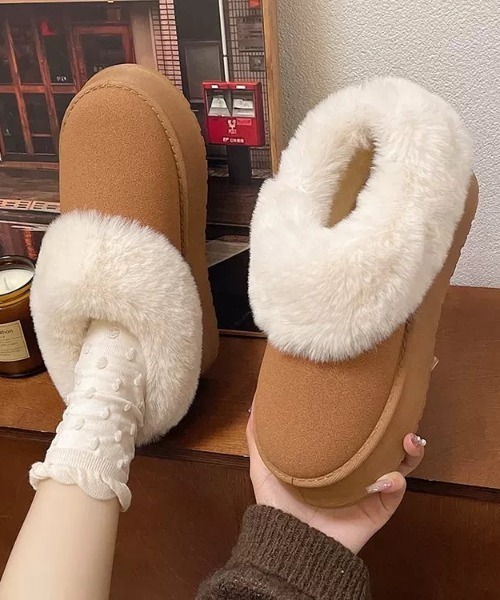 ampm(エーエムピーエム)の「ボリュームファームートンフラットシューズ(ブーツ・レディース・ブラック/ブラウン・40/38/39/37)」の11枚目の写真