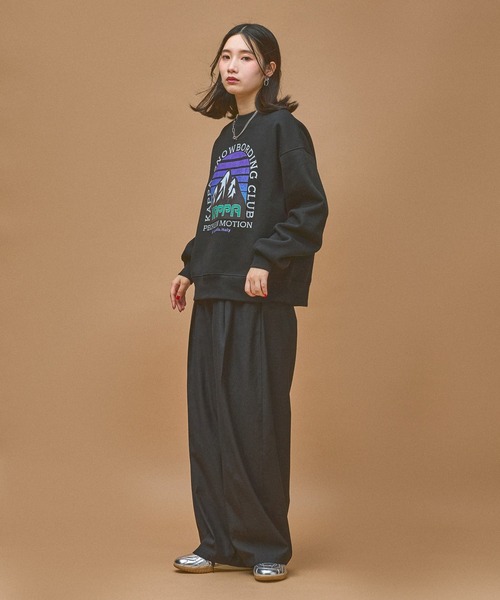 Kappa(カッパ)の「≪Kappa×and ST ウェルネスクラブ≫Mountainデザインスウェット (ユニセックス)(スウェット・レディース・ブラック/グレー・SMALL/MEDIUM/LARGE)」の11枚目の写真