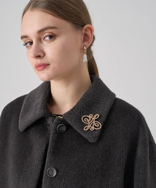 ANAYI(アナイ)の「ロゴモチーフビジューブローチ(ブローチ/コサージュ・レディース・ゴールド/ライトピンク・FREE)」の5枚目の写真