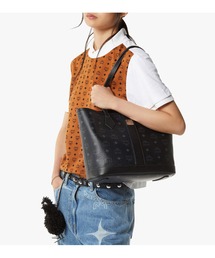 MCM（エムシーエム）の「Liz ショッパーバッグ - ヴィセトス（ショルダーバッグ）」