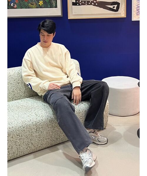 GRAVER（グレーバー）の「[UNISEX]エルボーブックル刺繍スマイル描画マンツーマン_クリーム（スウェット・レディース・アイボリー・X-LARGE/SMALL/MEDIUM/LARGE）」の4枚目の写真