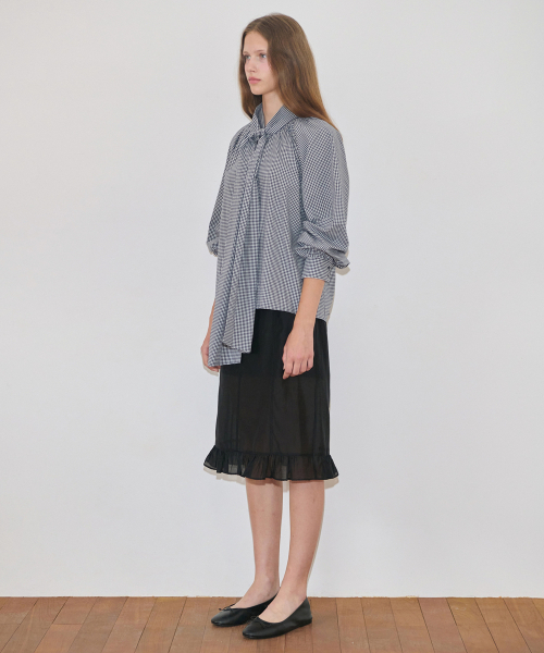 SINOON(シヌーン)の「Big Ribbon Tie Blouse (Navy)(シャツ/ブラウス・レディース・ネイビー・FREE)」の4枚目の写真