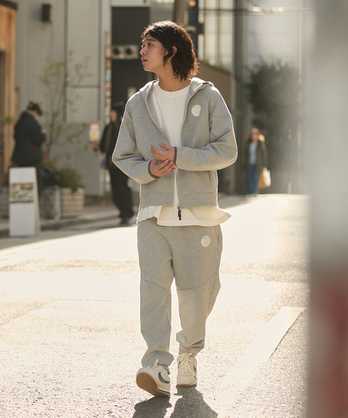 PARIS SAINT-GERMAIN(パリサンジェルマン)の「【Paris Saint-Germain / パリ・サン=ジェルマン】 JP Active Hoodie(パーカー・メンズ・ブラック/チャコールグレー・MEDIUM/LARGE/X-LARGE)」の22枚目の写真