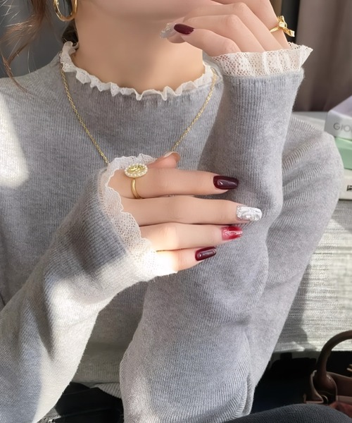 yuue' ( wear )（ユーイ）の「レースフリルドッキングハイネックリブニットトップス（ニット/セーター・レディース・ベージュ/グレー/アイボリー/ブラック・FREE）」の3枚目の写真