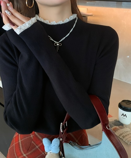 yuue' ( wear )（ユーイ）の「レースフリルドッキングハイネックリブニットトップス（ニット/セーター・レディース・ベージュ/グレー/アイボリー/ブラック・FREE）」の2枚目の写真