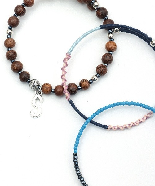 チチカカ(チチカカ)の「イニシャルビーズブレスレット(ブレスレット・レディース・その他4/その他1/その他2/その他3/その他5・FREE)」の14枚目の写真