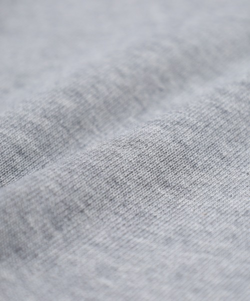 GUESS JEANS(ゲスジーンズ)の「GUESS JEANS ロゴ刺繍スウェットシャツ(スウェット・メンズ・ブラック/チャコールグレー・XL/S/M/L)」の9枚目の写真