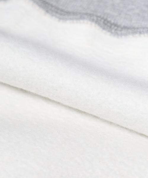 GUESS JEANS(ゲスジーンズ)の「GUESS JEANS ロゴ刺繍スウェットシャツ(スウェット・メンズ・ブラック/チャコールグレー・XL/S/M/L)」の11枚目の写真