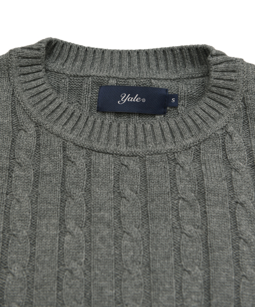 YALE(イェール)の「ウィメンズケーブルラウンドニット_チャコール(ニット/セーター・レディース・その他・SMALL/MEDIUM/LARGE)」の3枚目の写真