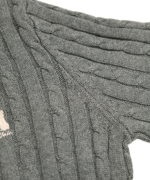 YALE(イェール)の「ウィメンズケーブルラウンドニット_チャコール(ニット/セーター・レディース・その他・SMALL/MEDIUM/LARGE)」の5枚目の写真