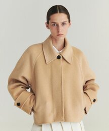 LEVAR（レバー）の「Handmade Angora Mac Crop Coat - Almond Beige（ダッフルコート）」