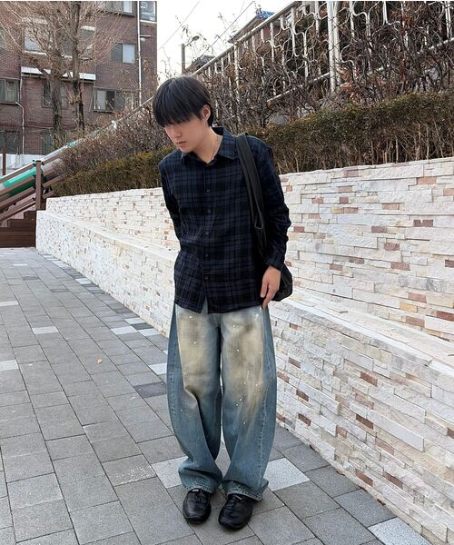 NOUN(ノウン)の「wide curved denim pants (painting blue)(デニムパンツ・メンズ・その他・1/2/0)」の5枚目の写真