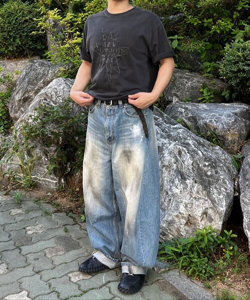 NOUN(ノウン)の「wide curved denim pants (painting blue)(デニムパンツ・メンズ・その他・1/2/0)」の3枚目の写真