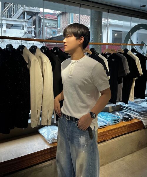 NOUN(ノウン)の「wide curved denim pants (painting blue)(デニムパンツ・メンズ・その他・1/2/0)」の12枚目の写真
