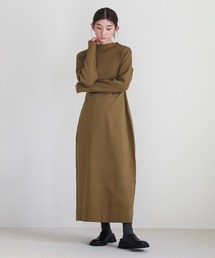 スポンディッシュバルーンニットワンピース